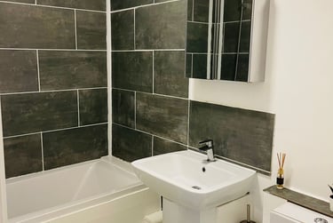 1 bed flat, 123 Queens Rd, Southwark, London, SE152EZ - Image 6