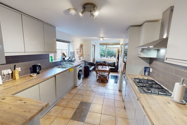 5 bed house, Elcot Avenue, Peckham, London, SE151QB - Image 1