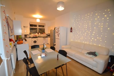 5 bed house, Belgrave Avenue, Longsight, Manchester, M145DL - Image 1