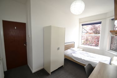 6 bed house, Milverton Road, Victoria Park, Manchester, M145PJ - Image 11