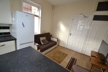 4 bed house, Duncan Road, Longsight, Manchester, M130GU - Image 4