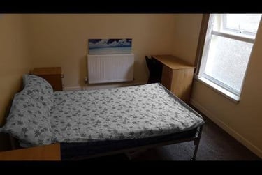 5 bed house, Danygraig Road, Port Tennant, Swansea, SA18NB - Image 2