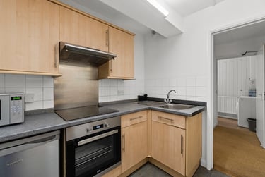 2 bed flat, Flat Marlborough Road, North hill, Plymouth, PL48LP - Image 4