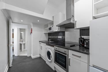 2 bed flat, Flat North Road East, North hill, Plymouth, PL46AY - Image 5