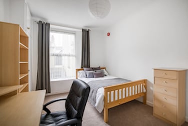 2 bed flat, Flat North Road East, North hill, Plymouth, PL46AY - Image 9