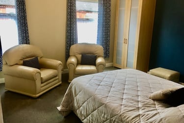 4 bed house, Ashford, Staffordshire university, Stoke, ST42EL - Image 2