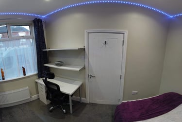 4 bed house, Guildford Street, Shelton, Stoke, ST42EP - Image 11