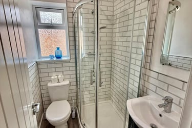 5 bed house, Spencer Road, Shelton, Stoke, ST42BE - Image 6