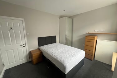 3 bed house, Carlton Road, Shelton, Stoke, ST42BG - Image 7