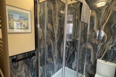 3 bed house, Carlton Road, Shelton, Stoke, ST42BG - Image 9