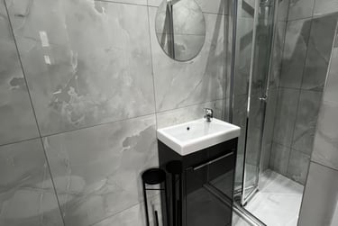 6 bed house, Thornton Road, Shelton, Stoke, ST42BD - Image 9