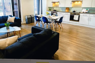 1 bed flat, Bridge Street, City Centre, Cardiff, CF102TR - Image 2