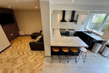 6 bed house, Beeston Road, Dunkirk, Nottingham, NG72JQ - Image 3