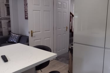 7 bed house, Schuster Road, Victoria Park, Manchester, M145LX - Image 1