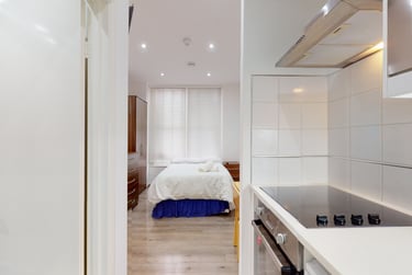 1 bed studio, Blenheim Gardens, Brondesbury Park, London, NW24NS - Image 9