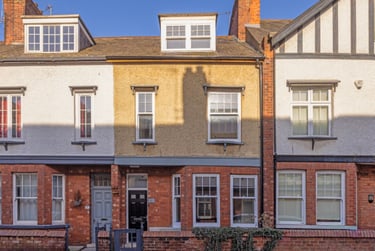 6 bed house, Queen Annes Road, Bootham, York, YO307AA - Image 1