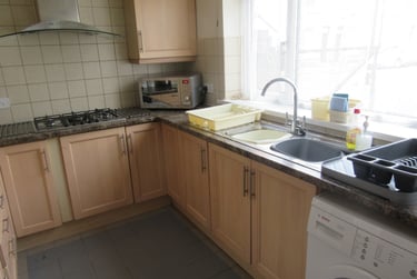 6 bed house, City road, Dunkirk, Nottingham, NG72JL - Image 13