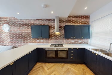 6 bed house, Percy Road, Southsea, Portsmouth, PO40BH - Image 1