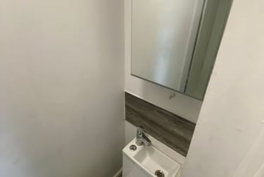 1 bed studio, Birkin Avenue, Hyson Green, Nottingham, NG75AR - Image 4