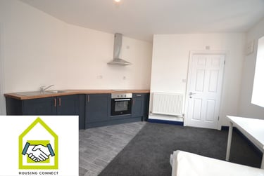 1 bed studio, Peverill Street, Radford, Nottingham, NG74AJ - Image 5