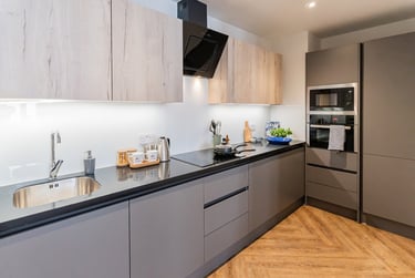 3 bed flat, Cross Street, Green Quarter, Salford, M37EX - Image 1