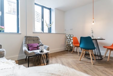 3 bed flat, Cross Street, Green Quarter, Salford, M37EX - Image 3