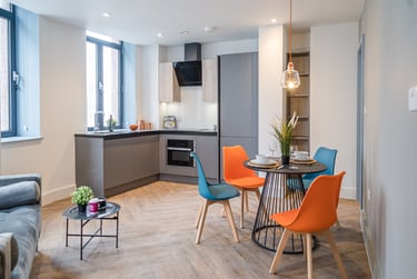 2 bed flat, Cross Street, Green Quarter, Salford, M37EX - Image 5