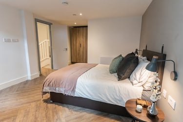 3 bed flat, Cross Street, Green Quarter, Salford, M37EX - Image 8