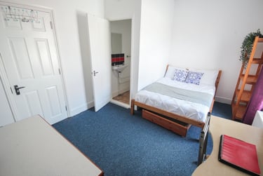 5 bed house, Wheatstone Road, Southsea, Portsmouth, PO40HY - Image 5