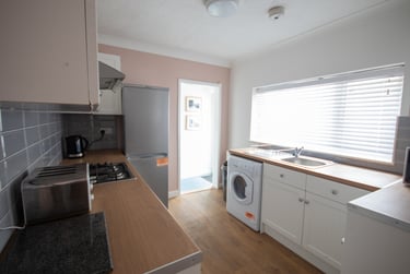 5 bed house, Jessie Road, Near university, Portsmouth, PO40EN - Image 4