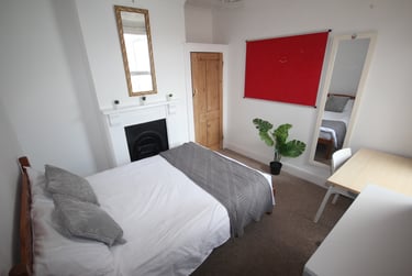 5 bed house, Harold Road (All DOUBLE BEDROOMS), Near university, Portsmouth, PO40LS - Image 3