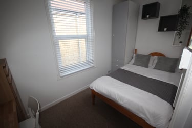 5 bed house, Telephone Road (popular student road), Near university, Portsmouth, PO40AZ - Image 11