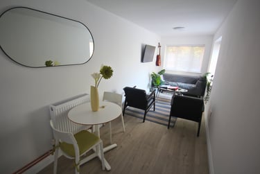 4 bed house, Fawcett Road (Popular Student Road), University of portsmouth, Portsmouth, PO40DH - Image 2