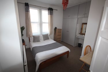 5 bed house, Telephone Road (popular student road), Near university, Portsmouth, PO40AZ - Image 6