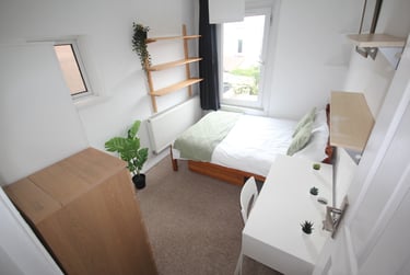 4 bed house, Lawson Road (ALL DOUBLE BEDROOMS), Southsea, Portsmouth, PO51SE - Image 8