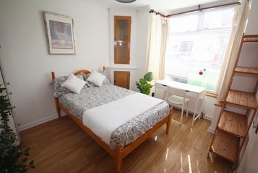 4 bed house, Fawcett Road (Popular Student Road), University of portsmouth, Portsmouth, PO40DH - Image 9