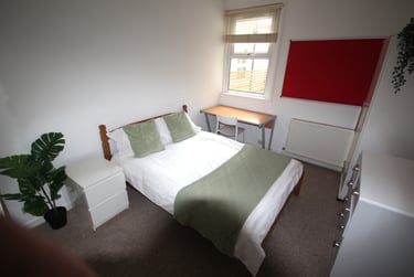 5 bed house, Francis Ave, Near university, Portsmouth, PO40HL - Image 9