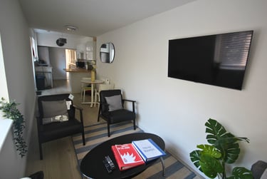 4 bed house, Fawcett Road (Popular Student Road), University of portsmouth, Portsmouth, PO40DH - Image 1