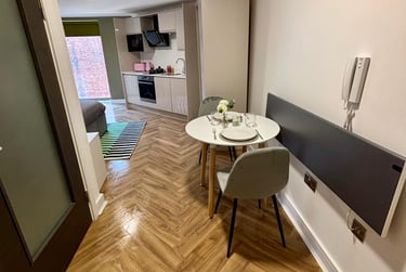 1 bed studio, oldham Place, City Centre, Liverpool, L12AD - Image 3