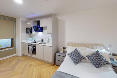 1 bed studio, Oldham Street, City Centre, Liverpool, L12SU - Image 2