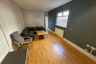 6 bed house, Mackintosh Place, Cathays, Cardiff, CF244RP - Image 3