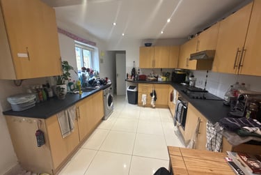 5 bed house, Moy Road, Plasnewydd, Cardiff, CF244TF - Image 1