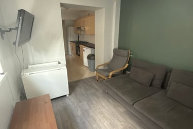 5 bed house, Rhymney Street, Plasnewydd, Cardiff, CF244DL - Image 4