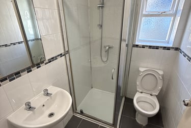 6 bed house, Mackintosh Place, Cathays, Cardiff, CF244RP - Image 11