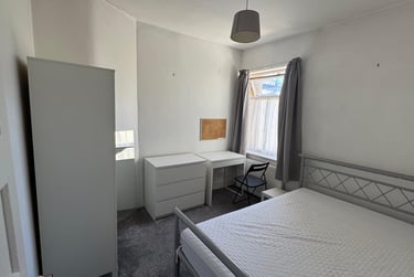 5 bed house, Brentry Road, Stapleton, Bristol, BS162AB - Image 3