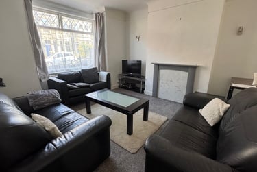 5 bed house, Brentry Road, Stapleton, Bristol, BS162AB - Image 4