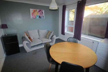 5 bed house, Staunton Court, West End, Lincoln, LN11TN - Image 1