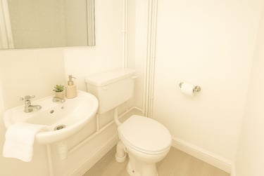 5 bed house, Portland Street, City Centre, Lincoln, LN57LB - Image 9