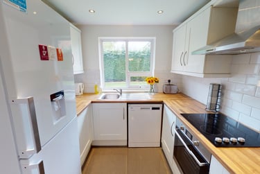 5 bed house, Cotton Lane, Withington, Manchester, M204GL - Image 2