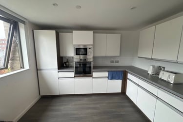 1 bed flat, Fulford Road, Grange Garth, York, YO104EA - Image 6